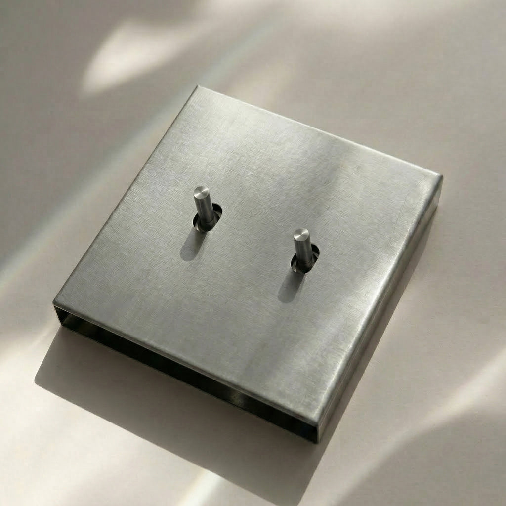 Adhesive switch | Random patterned aluminum | U.S. Version